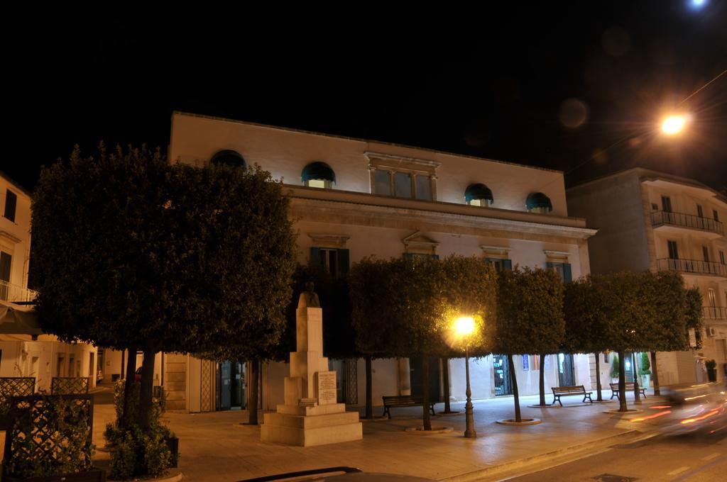 Palazzo Agrusti - Residenza D'Epoca Bed & Breakfast Alberobello Dış mekan fotoğraf